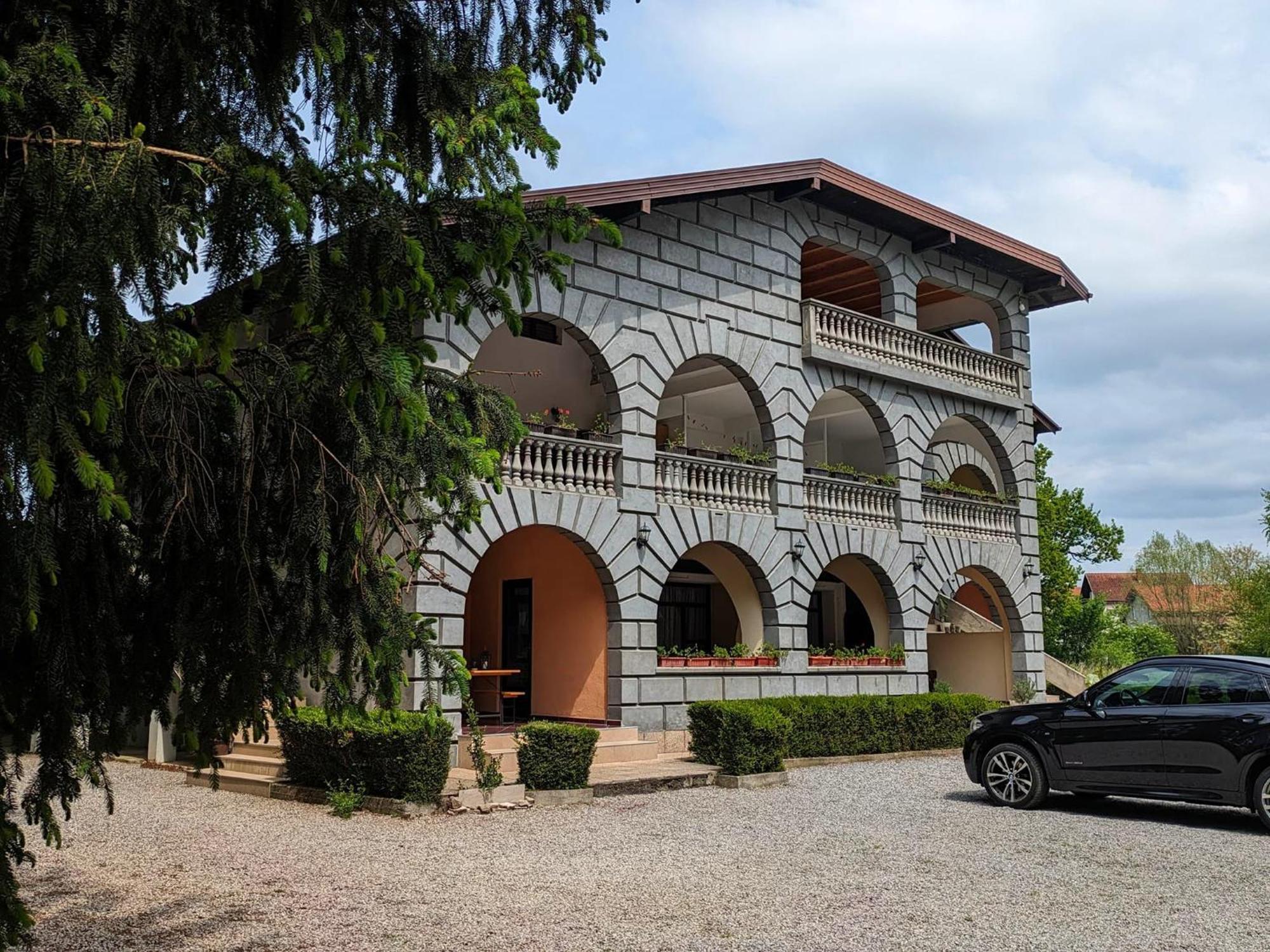 Vacation Home Keskic Velika Gata Exterior photo
