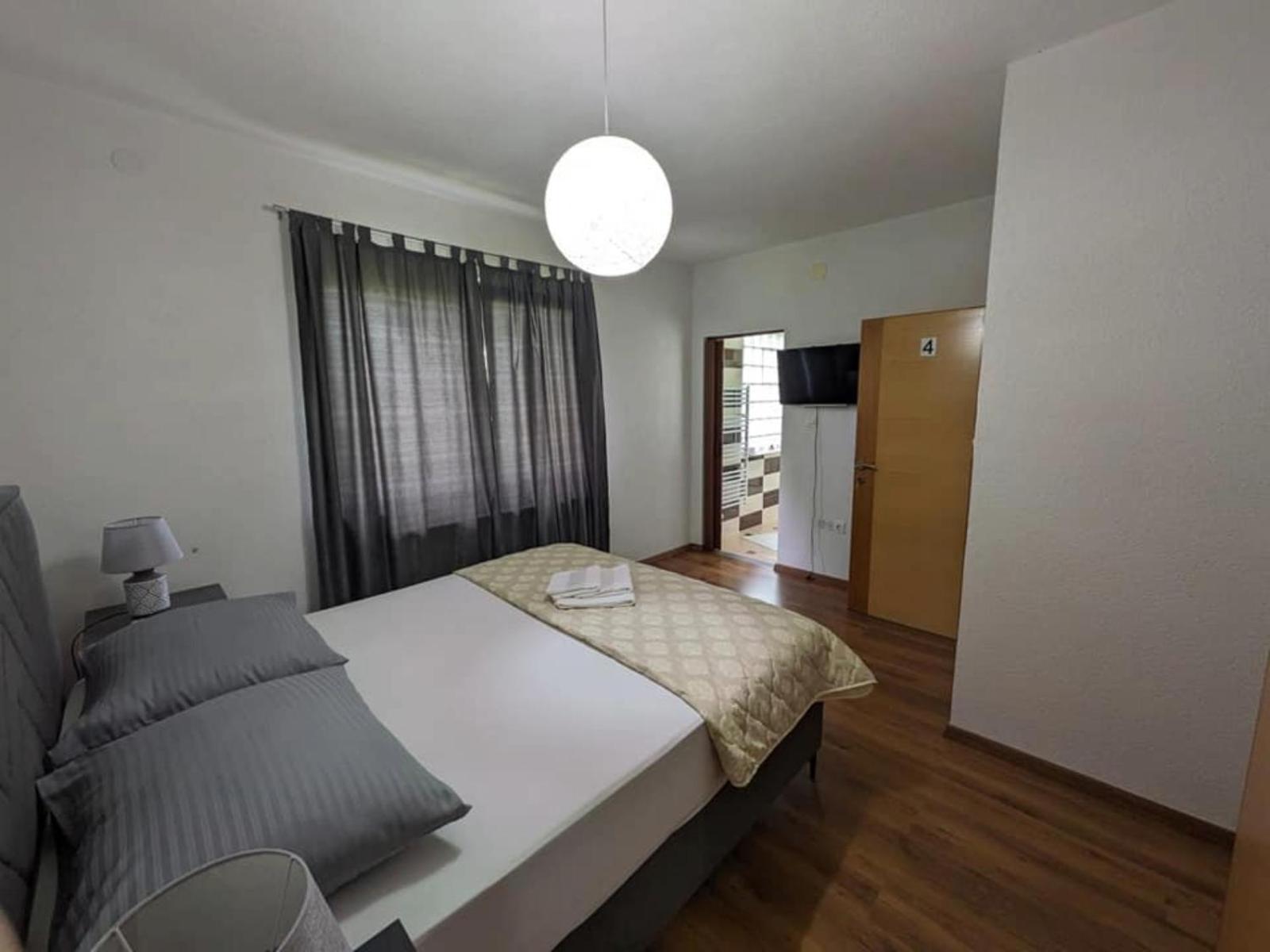 Vacation Home Keskic Velika Gata Exterior photo