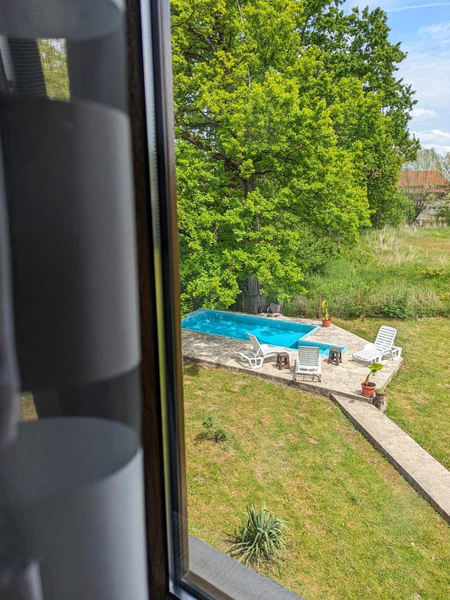 Vacation Home Keskic Velika Gata Exterior photo