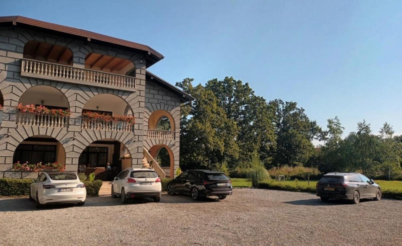 Vacation Home Keskic Velika Gata Exterior photo