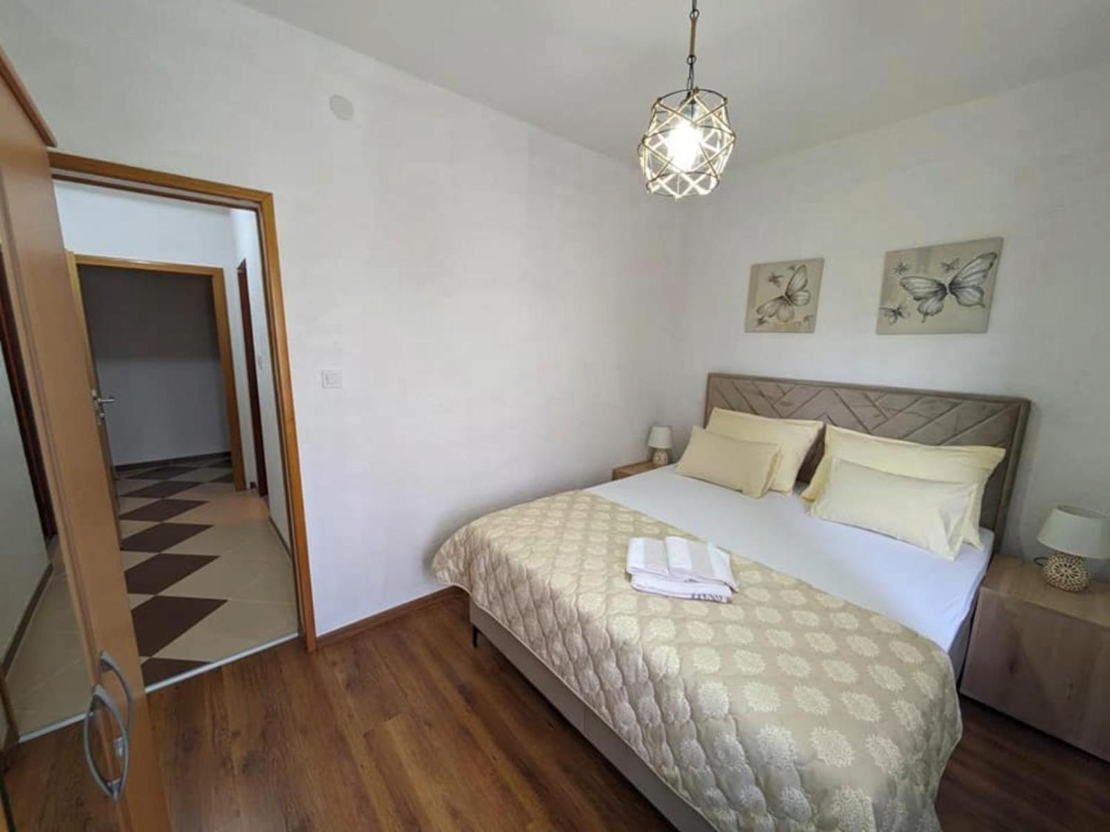 Vacation Home Keskic Velika Gata Exterior photo